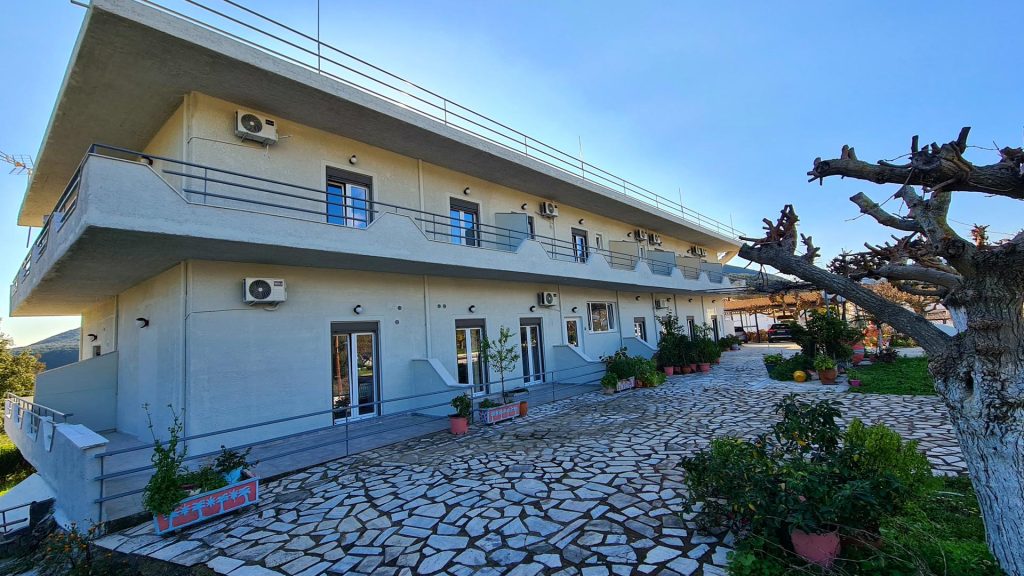 Lefkada Studios Amarandos